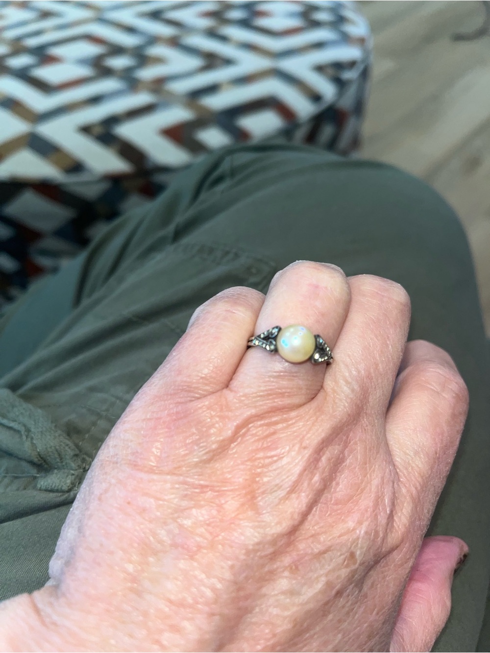 925 Sterling Silver Pearl Ring Size 7.25
